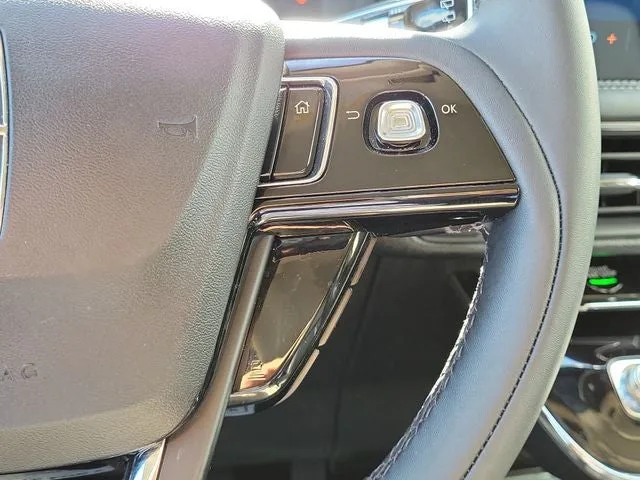 2024 Lincoln Corsair Premiere photo 16