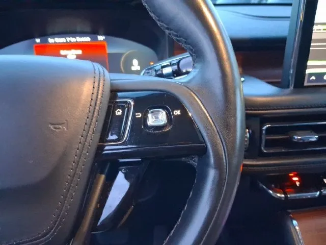 2023 Lincoln Aviator Reserve Premium photo 16