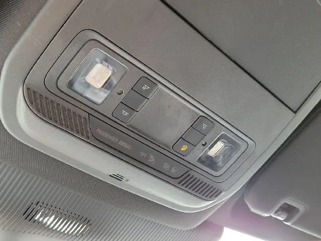 2025 Ford Explorer ST-Line photo 20