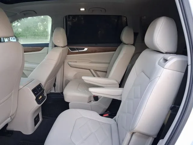2026 Volkswagen Atlas 2.0T SE w/Technology photo 6