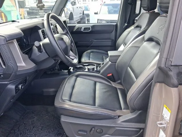 2025 Ford Bronco Outer Banks photo 11