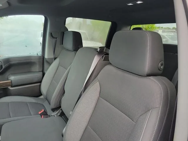 2021 Chevrolet Silverado 1500 LT photo 11