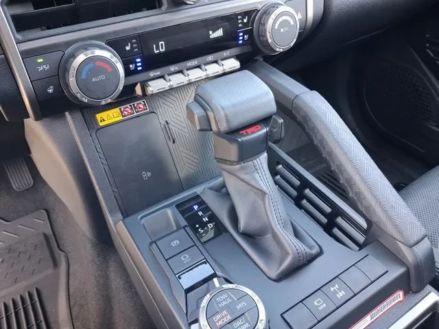 2025 Toyota 4Runner i-FORCE MAX Hybrid TRD Off Road Premium photo 21