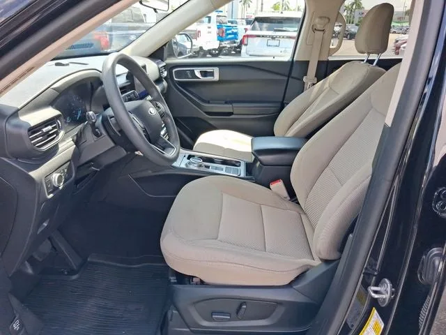 2020 Ford Explorer Base photo 11
