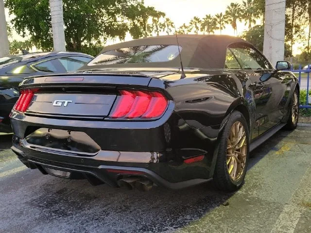 2023 Ford Mustang GT Premium photo 3
