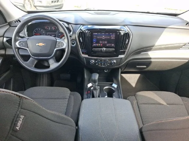 2021 Chevrolet Traverse LS photo 7