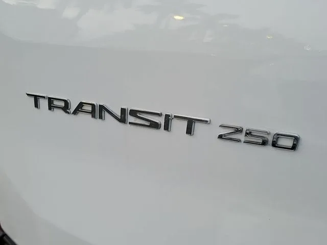 2023 Ford Transit-250 Base photo 5