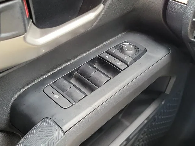 2024 Toyota Tacoma TRD Sport photo 16