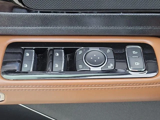 2023 Lincoln Aviator Reserve Premium photo 17
