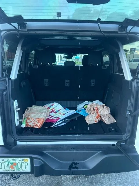 2025 Ford Bronco Base photo 13