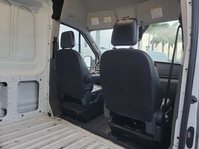 2023 Ford Transit-250 Base photo 14