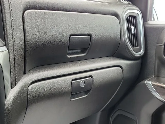 2021 Chevrolet Silverado 1500 LTZ photo 30
