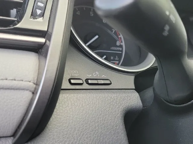 2022 Toyota Camry LE photo 13
