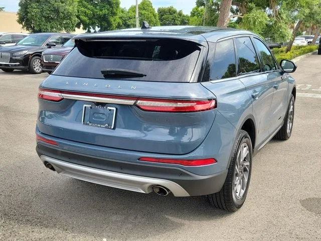 2024 Lincoln Corsair Premiere photo 6