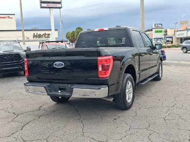2021 Ford F-150 XLT photo 4