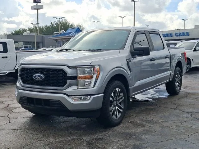 2021 Ford F-150 XL photo 2