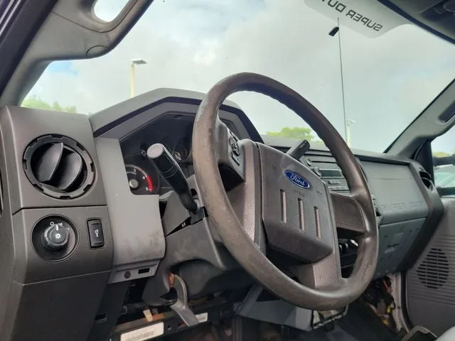 2015 Ford F-550SD XL DRW photo 10