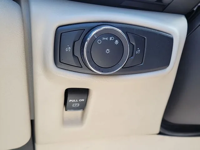 2018 Lincoln MKX Premiere photo 24