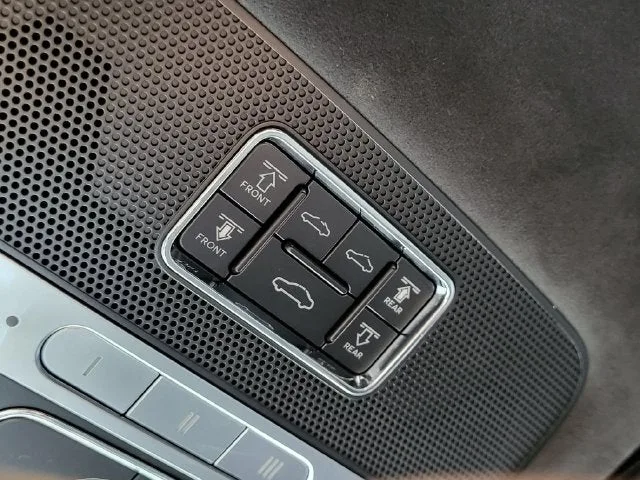 2023 Bentley Flying Spur Mulliner W12 photo 30
