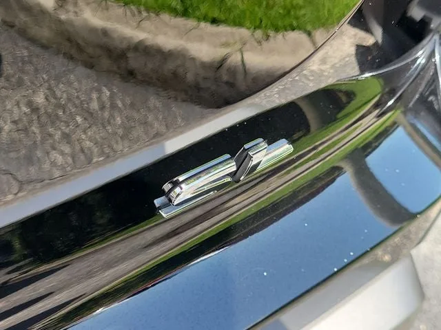 2022 Nissan Pathfinder SL photo 5