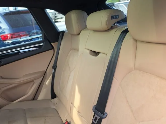 2020 Porsche Macan S photo 11