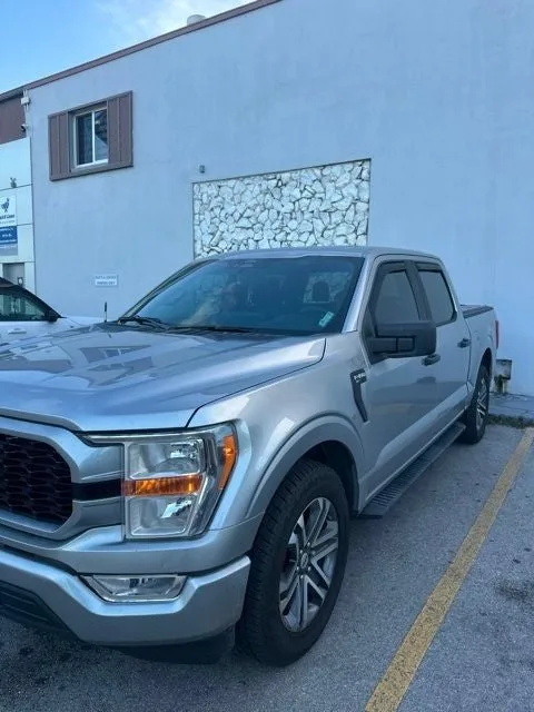 2021 Ford F-150 XL photo 2
