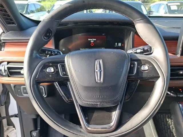 2023 Lincoln Aviator Reserve Premium photo 16