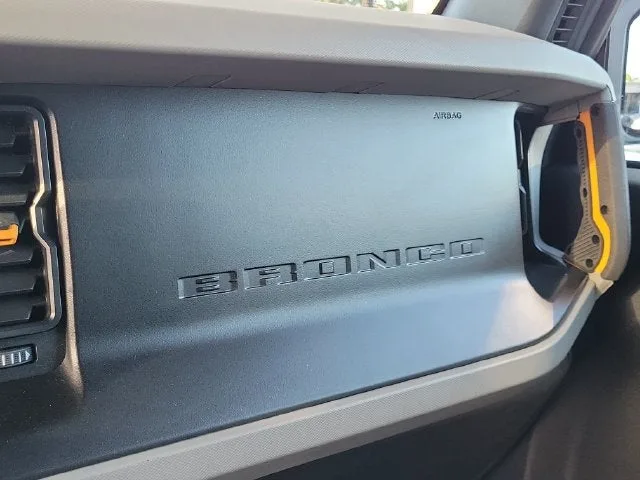2022 Ford Bronco Badlands photo 33