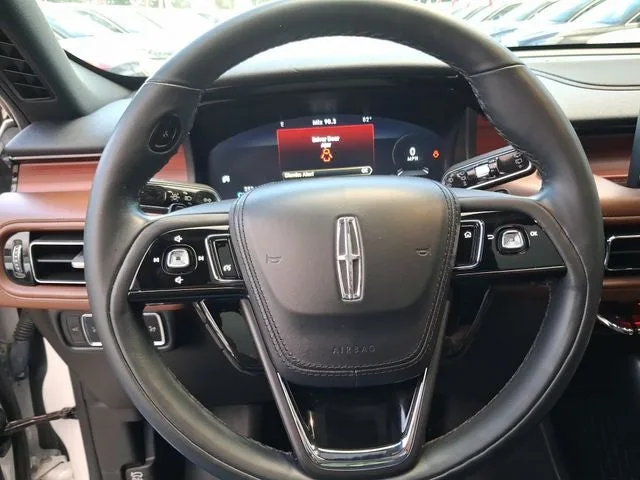 2023 Lincoln Aviator Reserve Premium photo 16