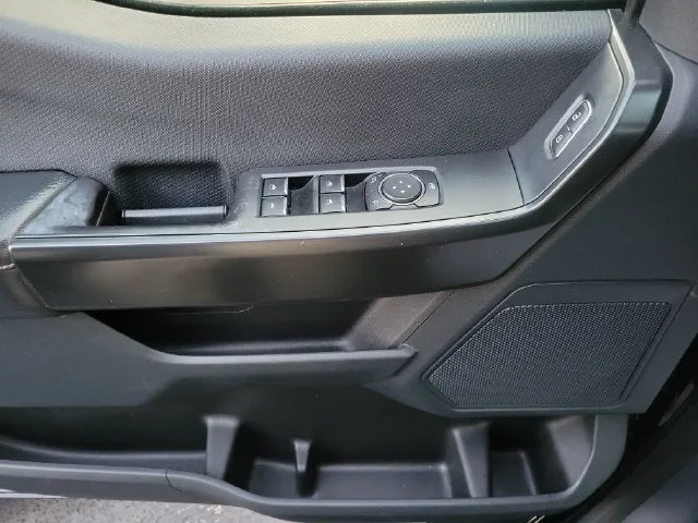 2021 Ford F-150 XL photo 16