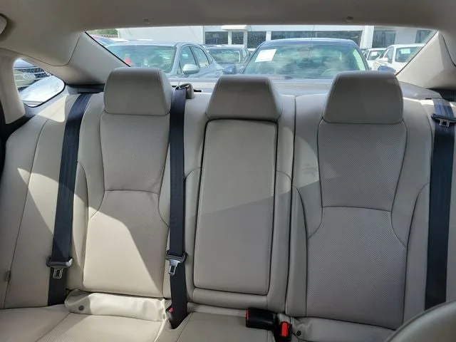 2023 Honda Accord Hybrid EX-L photo 11