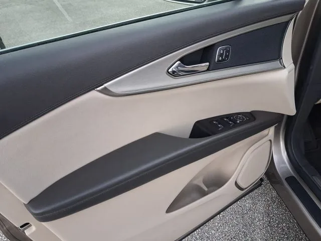 2019 Lincoln Nautilus Standard photo 13