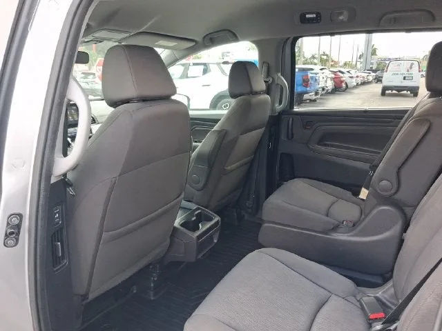 2021 Honda Odyssey EX photo 5