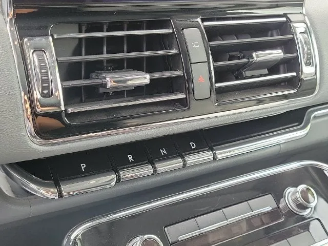 2020 Lincoln Navigator L Reserve photo 24