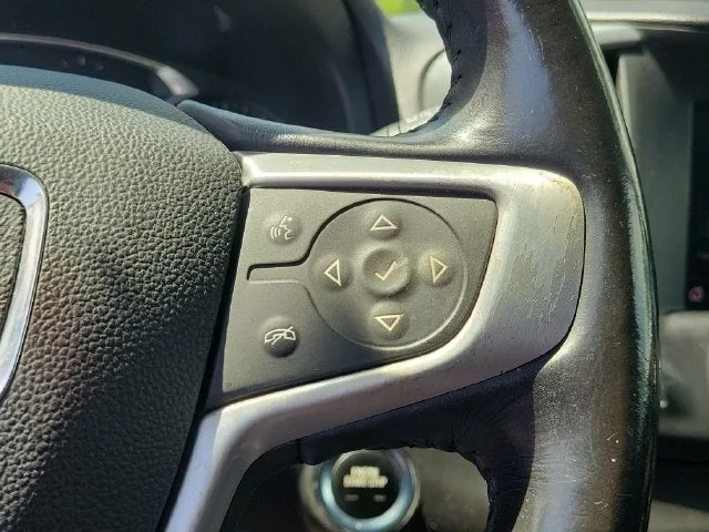 2020 GMC Terrain SLE photo 20