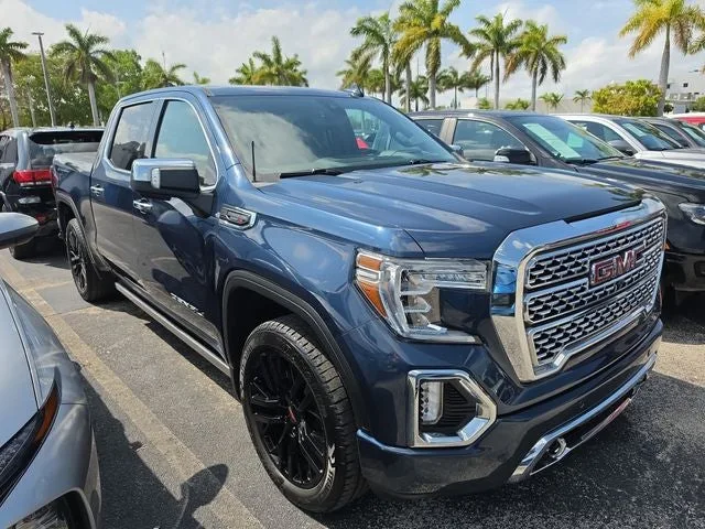 2021 GMC Sierra 1500 Denali photo 2