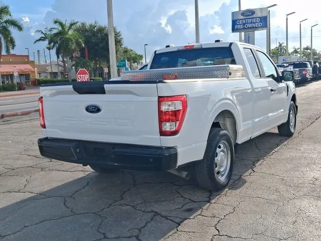 2022 Ford F-150 XL photo 4