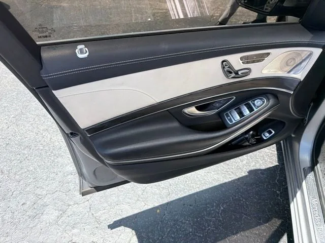 2018 Mercedes-Benz S-Class S 560 photo 13