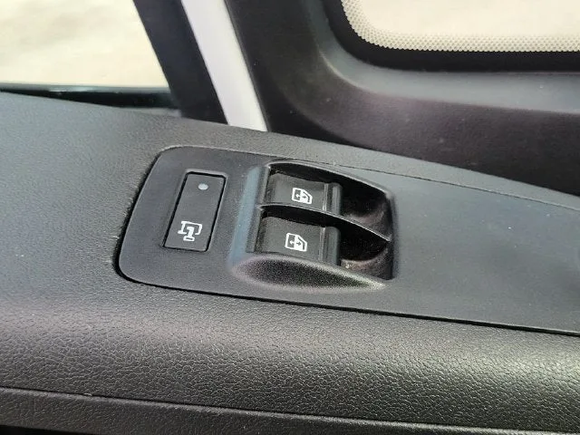 2023 RAM ProMaster 2500 High Roof photo 9