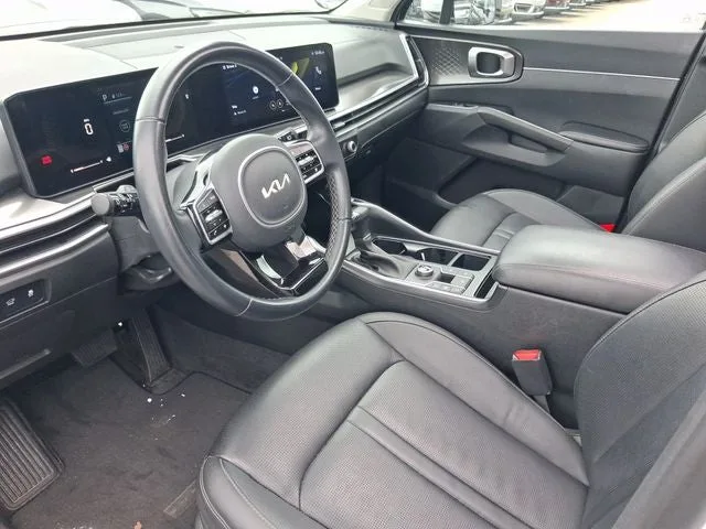 2025 Kia Sorento EX photo 10