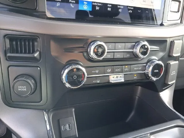 2024 Ford F-150 XLT photo 17