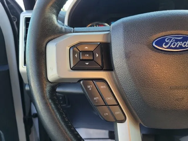 2019 Ford F-150 Lariat photo 20