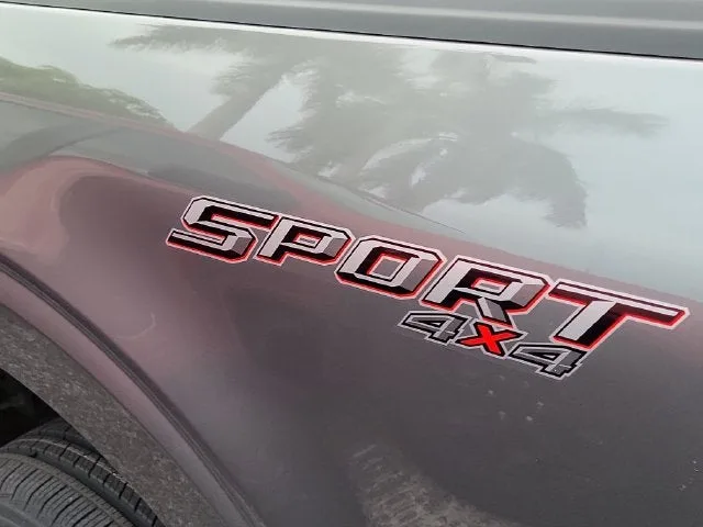 2023 Ford F-150 Lariat photo 8