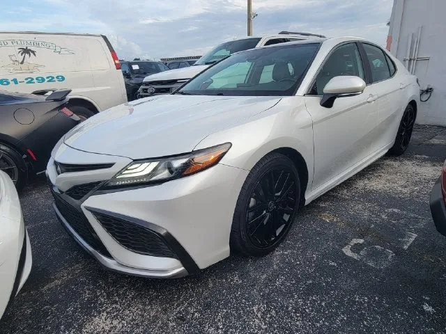 2022 Toyota Camry XSE photo 33