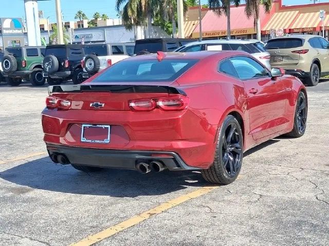 2023 Chevrolet Camaro LT1 photo 4