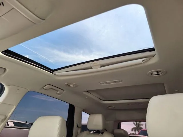 2022 Buick Enclave Essence photo 19