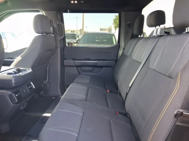 2024 Ford F-150 STX photo 6