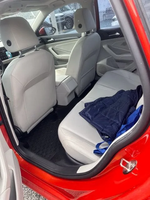2019 Volkswagen Jetta SEL photo 11