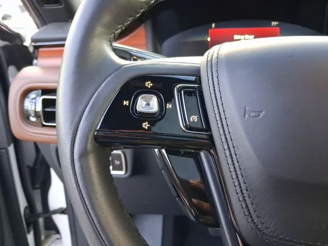 2024 Lincoln Aviator Reserve Premium photo 18