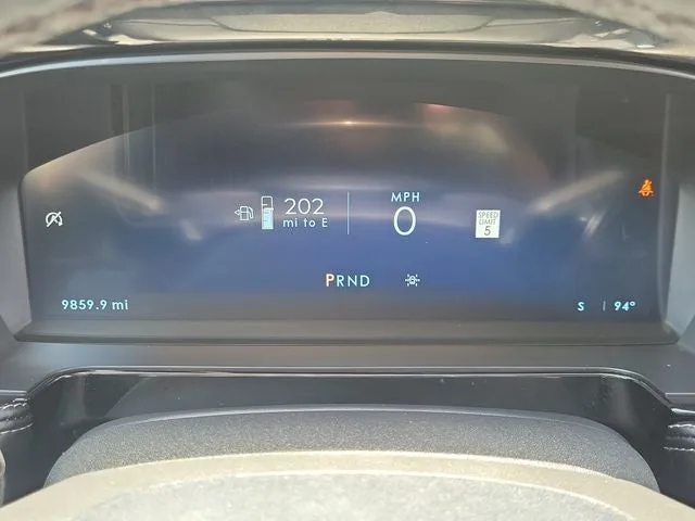 2025 Lincoln Corsair Premiere photo 17